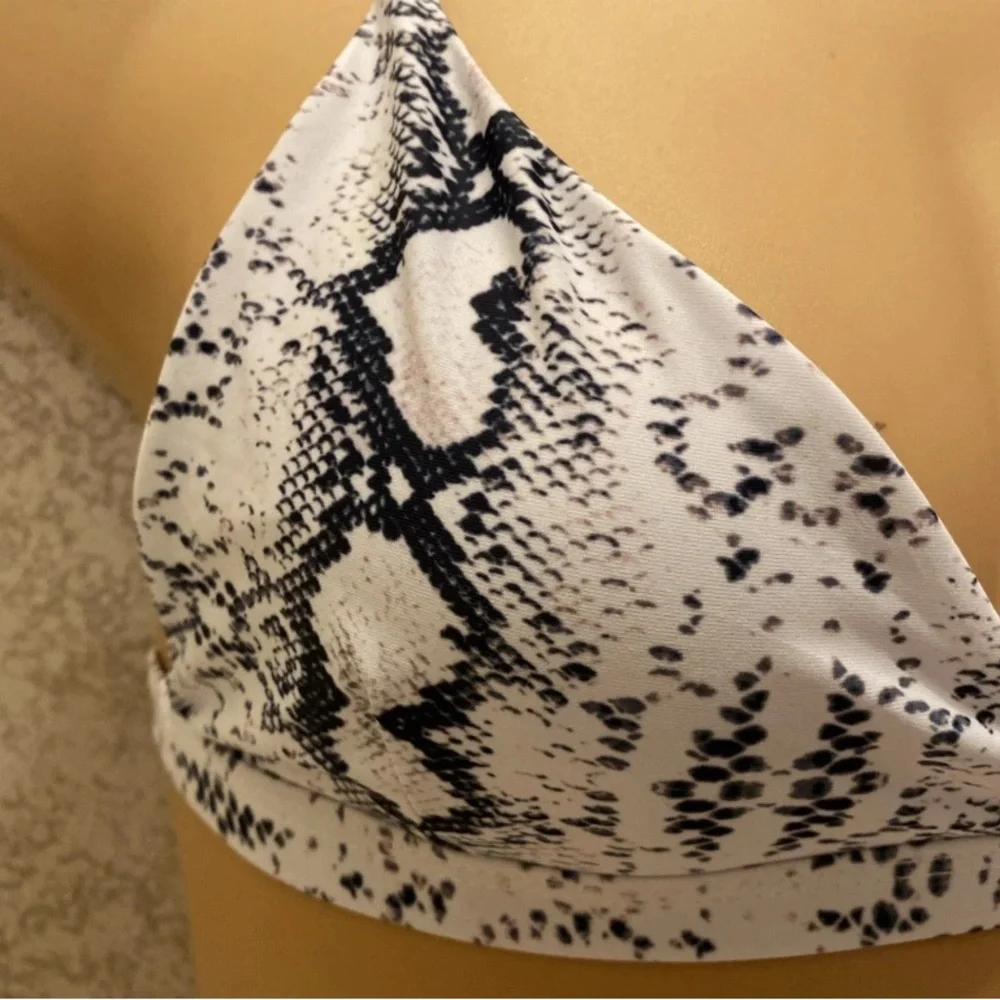 SHEIN Black and White Snake Print Bikini Top